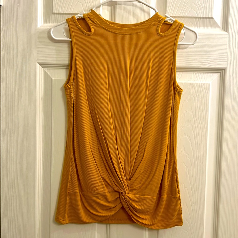 Mustard yellow, sleeveless top